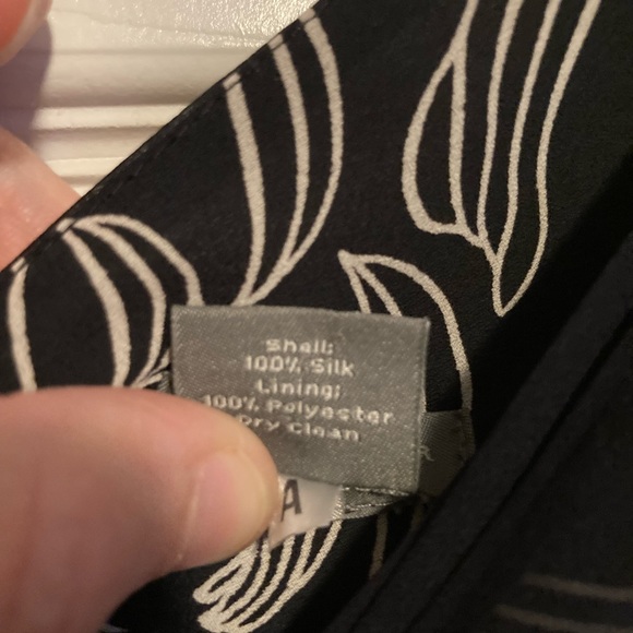 Ann Taylor size 4 silk stunning dress - Picture 9 of 10